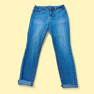 d. jeans Women's Cropped Blue Jeans